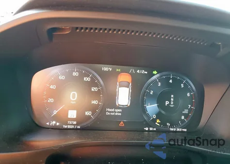 2019 Volvo Xc40 T5 Momentum z USA, uszkodzony, nr VIN YV4162XZXK2014687